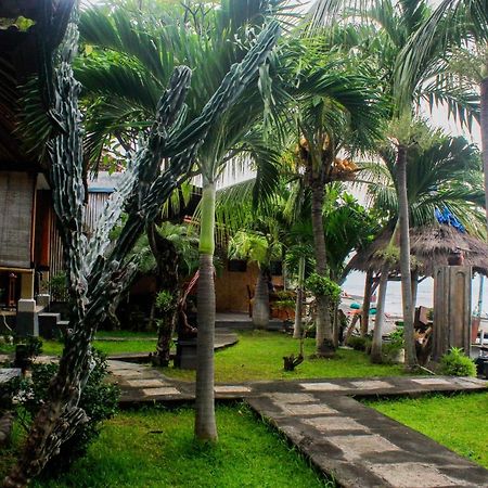 Coconut Beach Bungalows & Warung Amed Exterior foto